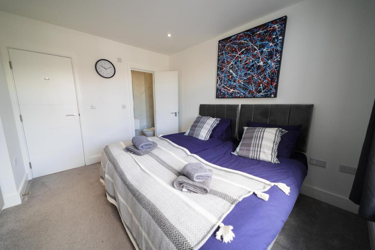 Star London Bell Lane 3-Bed Haven Lejlighed Hendon Eksteriør billede