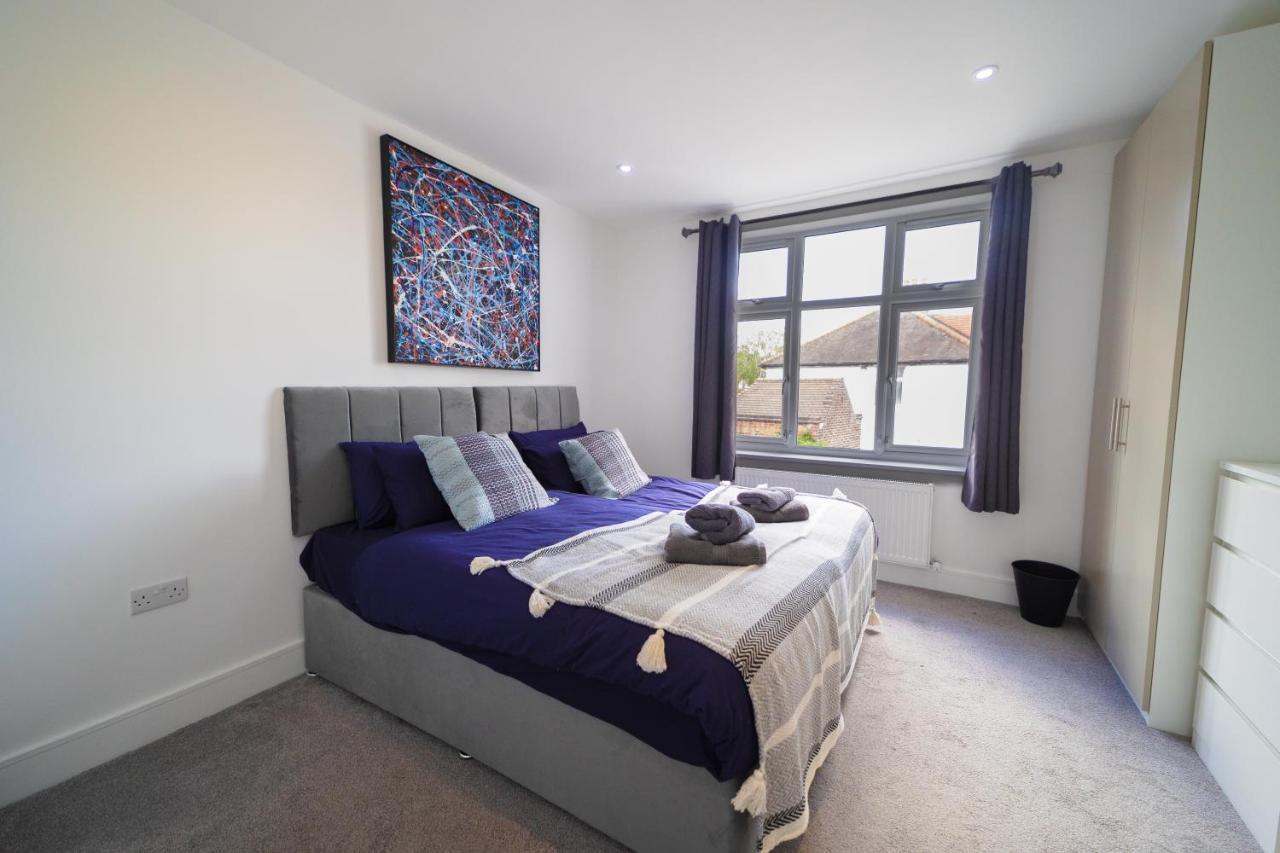 Star London Bell Lane 3-Bed Haven Lejlighed Hendon Eksteriør billede